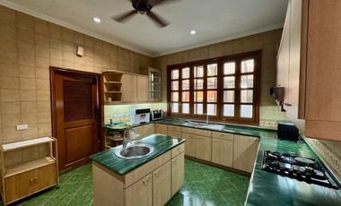 DASMARIÑAS VILLAGE 4 BEDROOM HOUSE AND LOT FOR SALE