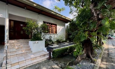 DASMARIÑAS VILLAGE 4 BEDROOM HOUSE AND LOT FOR SALE