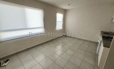 RENTA - Departamento con 2 recámaras, en El Rosario