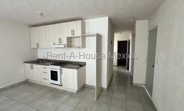 RENTA - Departamento con 2 recámaras, en El Rosario