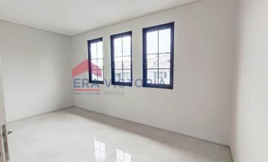 Rumah Citraland Tidar Kawasan Elite One Gate System Dekat Pusat Kota