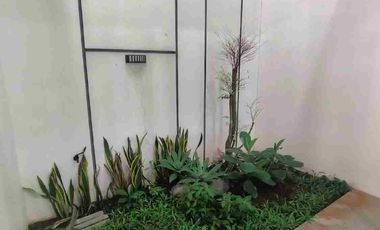 DIJUAL Rumah 2 Lantai Mewah Murah dekat Tol Bambu Apus 2