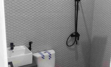 DIJUAL Rumah 2 Lantai Mewah Murah dekat Tol Bambu Apus 2