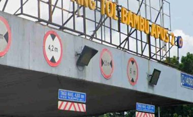 DIJUAL Rumah 2 Lantai Mewah Murah dekat Tol Bambu Apus 2