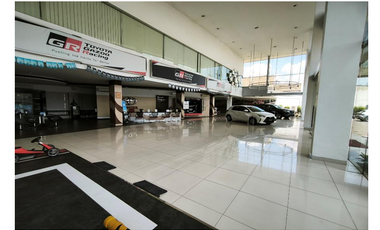 Dijual Via Lelang Ex Showroom Toyota Taman Sidoarjo
