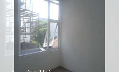 RUMAH BARU 2 LANTAI SIAP HUNI DI KOPO MARGAHAYU BANDUNG  – HARGA NEGO!