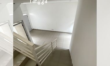 RUMAH BARU 2 LANTAI SIAP HUNI DI KOPO MARGAHAYU BANDUNG  – HARGA NEGO!