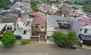 Beli Rumah Bagus strategis area Komersial Bonus Apotik, Kencana Loka, BSD