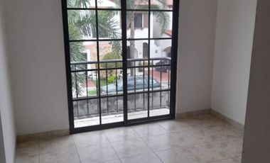 Casa en Alquiler Urbanización Terranostra, vía la Costa, Guayaquil