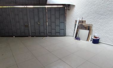 EN RENTA EN CHAPULTEPEC ORIENTE A solo 15 metros de Blvd. García de León