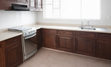 EN RENTA EN CHAPULTEPEC ORIENTE A solo 15 metros de Blvd. García de León