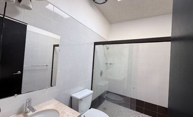 Casa en Renta en Almendros Residencial III – Amueblada y Muy Céntrica