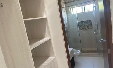 CASA EN VENTA EN ALLEGRANZA GENERANDO INGRESOS YA