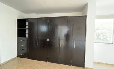 RENTA CASA EN ESQUINA EN PRIVADA DA VINCI DENTRO DE CUMBRES DEL LAGO QUERETARO