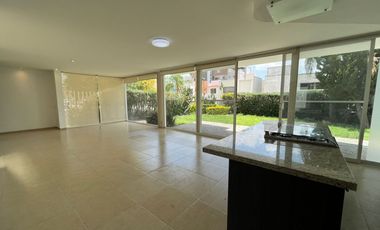 RENTA CASA EN ESQUINA EN PRIVADA DA VINCI DENTRO DE CUMBRES DEL LAGO QUERETARO