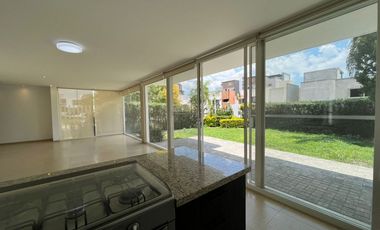 RENTA CASA EN ESQUINA EN PRIVADA DA VINCI DENTRO DE CUMBRES DEL LAGO QUERETARO