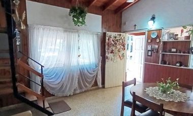 Casa Santa Teresita 3 Amb al Frente Independiente con Cochera Zona Centro