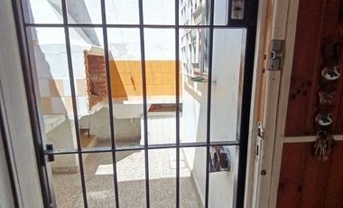 Casa Santa Teresita 3 Amb al Frente Independiente con Cochera Zona Centro