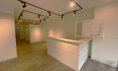 VITACURA / LOCAL COMERCIAL