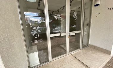 VITACURA / LOCAL COMERCIAL