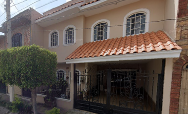 BELLA PROPIEDAD  EN SAHUAYO MICHOACAN