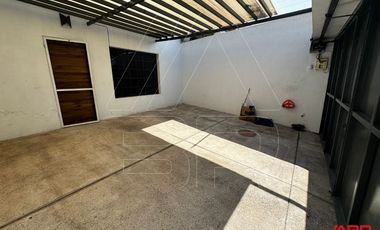 🏡✨ CASA EN RENTA – USO COMERCIAL | IDEAL PARA RESTAURANT O CORPORATIVO🍽️🏢