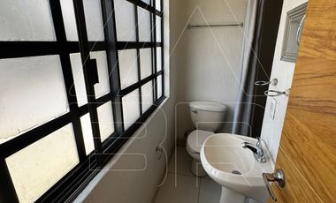 🏡✨ CASA EN RENTA – USO COMERCIAL | IDEAL PARA RESTAURANT O CORPORATIVO🍽️🏢