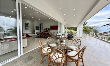 CASA CONDOMINIO DAPA