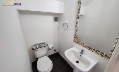 Amplia Casa con Piscina Arriendo Alto El Manzano Til Til