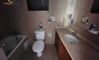 Amplia Casa con Piscina Arriendo Alto El Manzano Til Til