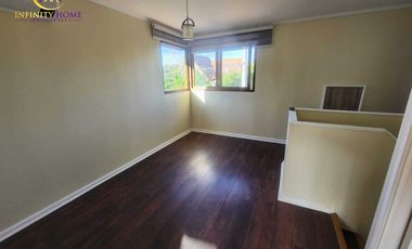 Amplia Casa con Piscina Arriendo Alto El Manzano Til Til