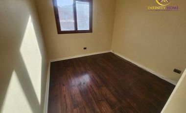 Amplia Casa con Piscina Arriendo Alto El Manzano Til Til