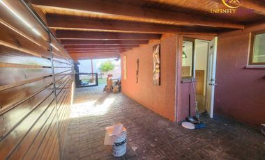 Amplia Casa con Piscina Arriendo Alto El Manzano Til Til