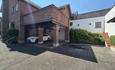 VENDO CASA EN CONDOMINIO DE SOLO 2 CASAS ESTILO INGLÉS, EN CALLE LLANURA, JARDINES DEL PEDREGAL