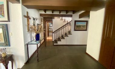 VENDO CASA EN CONDOMINIO DE SOLO 2 CASAS ESTILO INGLÉS, EN CALLE LLANURA, JARDINES DEL PEDREGAL