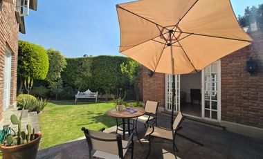 VENDO CASA EN CONDOMINIO DE SOLO 2 CASAS ESTILO INGLÉS, EN CALLE LLANURA, JARDINES DEL PEDREGAL