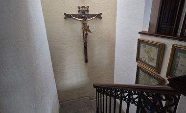 VENDO CASA EN CONDOMINIO DE SOLO 2 CASAS ESTILO INGLÉS, EN CALLE LLANURA, JARDINES DEL PEDREGAL