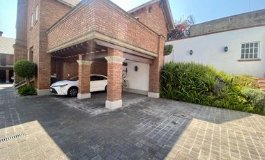 VENDO CASA EN CONDOMINIO DE SOLO 2 CASAS ESTILO INGLÉS, EN CALLE LLANURA, JARDINES DEL PEDREGAL