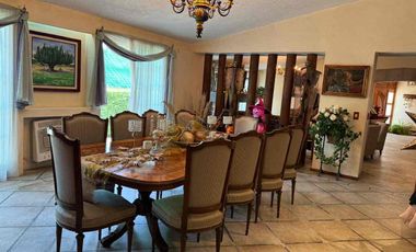 PRECIOSA CASA EN VENTA CON MUCHO JARDIN en Cacalomacan