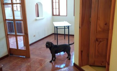 Casa en arriendo, renta, alquiler sector Tumbaco- El arenal