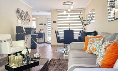 ARRIENDA IMPECABLE CASA 3 DORMITORIOS 3 BAÑOS  HACIENDA LAS MARIPOSAS