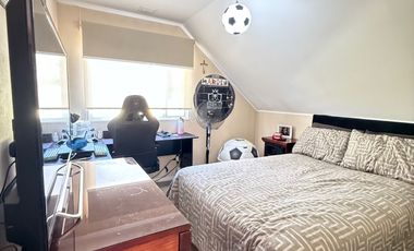 ARRIENDA IMPECABLE CASA 3 DORMITORIOS 3 BAÑOS  HACIENDA LAS MARIPOSAS