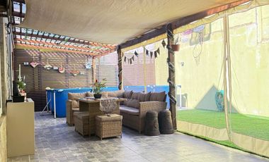 ARRIENDA IMPECABLE CASA 3 DORMITORIOS 3 BAÑOS  HACIENDA LAS MARIPOSAS