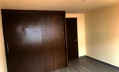 Se renta Casa cerca de Avenida Santana, Avenida Canal de Miramontes, Metro Taxqueña