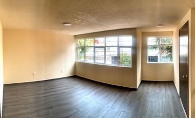 Se renta Casa cerca de Avenida Santana, Avenida Canal de Miramontes, Metro Taxqueña