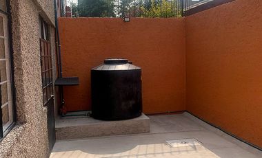 Se renta Casa cerca de Avenida Santana, Avenida Canal de Miramontes, Metro Taxqueña