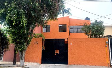 Se renta Casa cerca de Avenida Santana, Avenida Canal de Miramontes, Metro Taxqueña