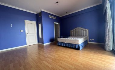 DEPARTAMENTO EN ALQUILER CON VISTA AL RÍO – EDIFICIO FORTÍN, PISO 11