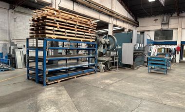 Invierte seguro en tu próximo negocio! Venta de nave industrial lista para operar entrega inmediata en IZTACALCO CDMX.