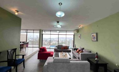 Casa de alquiler en Urb. Los Senderos